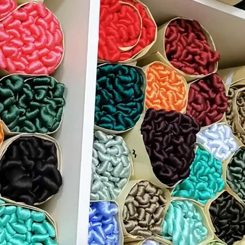 100pcs Silk Embroidery Thread Set - Suzhou Embroidery Floss Kit with 50 Vibrant Colors, Hand Embroidery Sewing Supplies for Cros