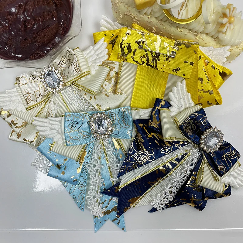 تأثيري أنيمي الرقص النسيج الدانتيل Bowknot كريستال التعادل دبابيس دبابيس للنساء قميص أنيق فستان طوق يدويا تحت عنوان الأحداث