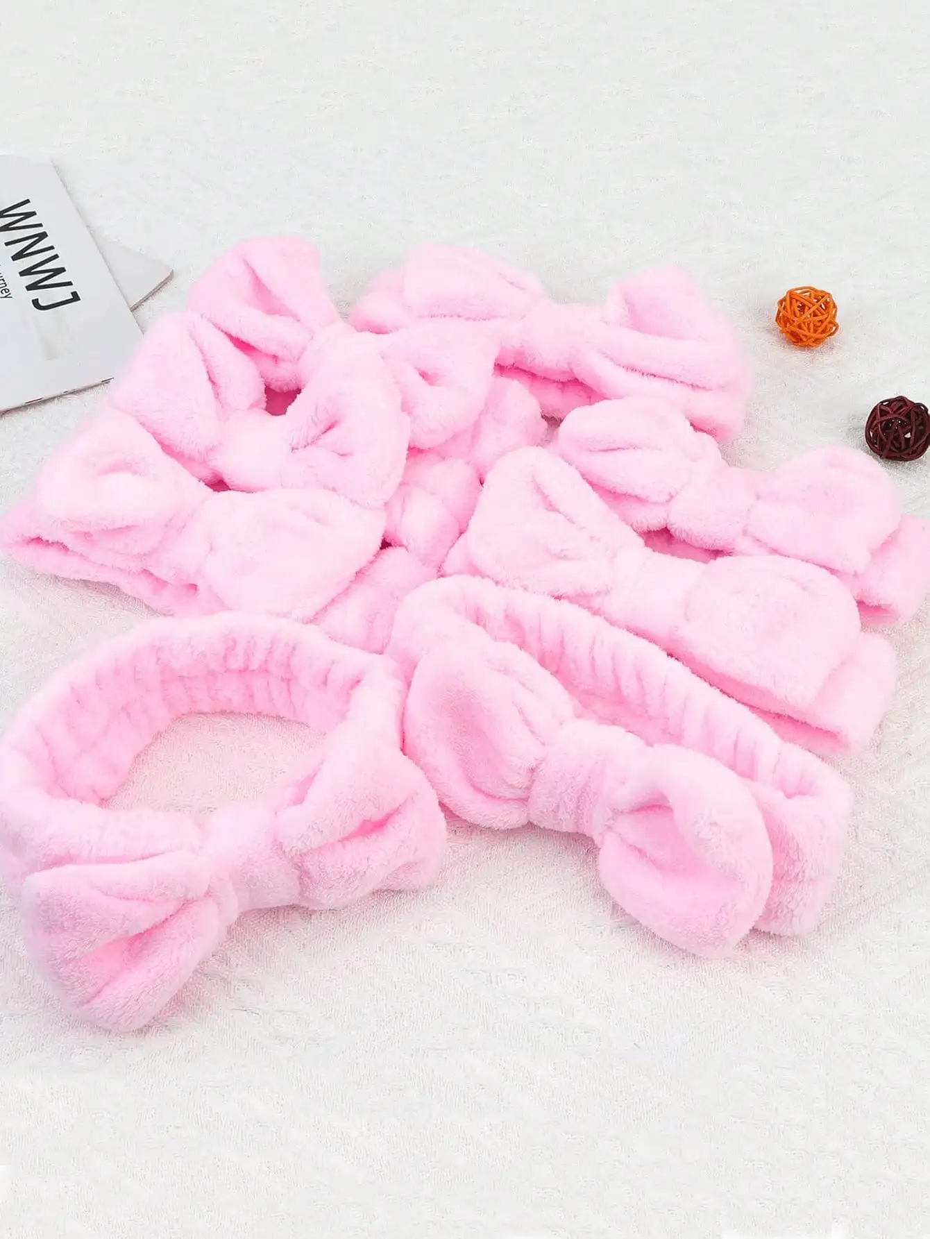 

Набор из 4/6/8/12 шт. повязок для волос для девочек, мягкие повязки из кораллового флиса для умывания, подходят для макияжа, умывания лица, купания, ухода за кожей.