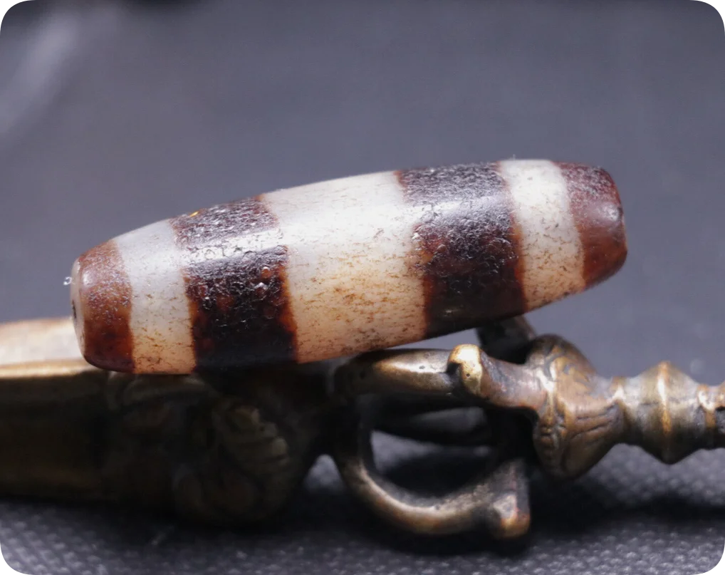 Magic Power Tibetan Old Agate 3 Line Healer Medicine Square dZi Bead Amulet LLZB