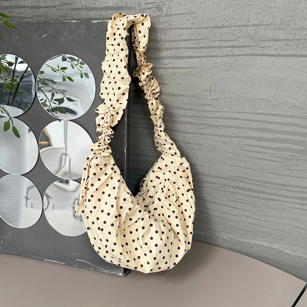 

Women Fashion Shoulder Bag Large Capacity Polka Dot Chic Underarm Bag All Matched Pleated Dumpling Bag for Party Vacation