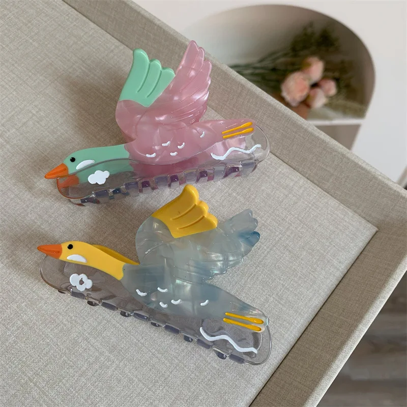 

Fresh Sweet Acetate Splicing Swan Hair Clips Pink Girl Goose Hair Claw Medium Long Shark Clip Hair Accessories for Women