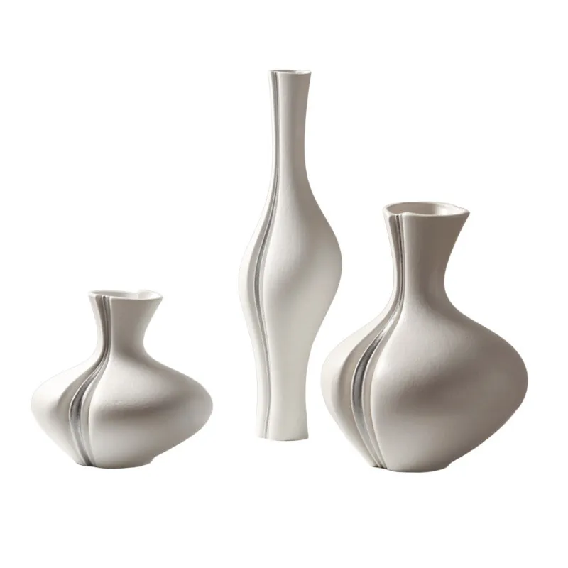 Modern light luxury high-end art ceramic vase ornament model room living room entrance desktop decoration flower arrangement