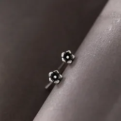 VOQ Silver Color Small Flower Stud Earrings Retro Rose Flower Stud Earrings Ladies Fashion Premium Accessories Hypoallergenic