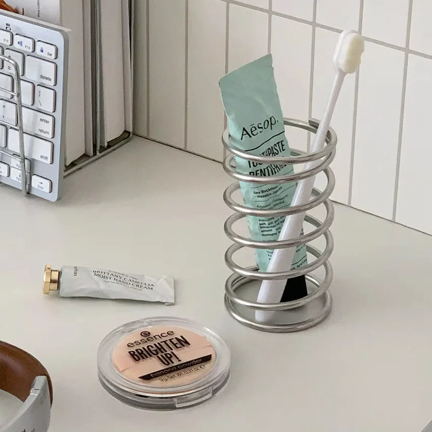 Image of Edelstahl-Zahnbürstenhalter Metall-Badezimmerzubehör Aufbewahrungsregal für Zahnpasta und Make-up-Pinsel Heimdekoration