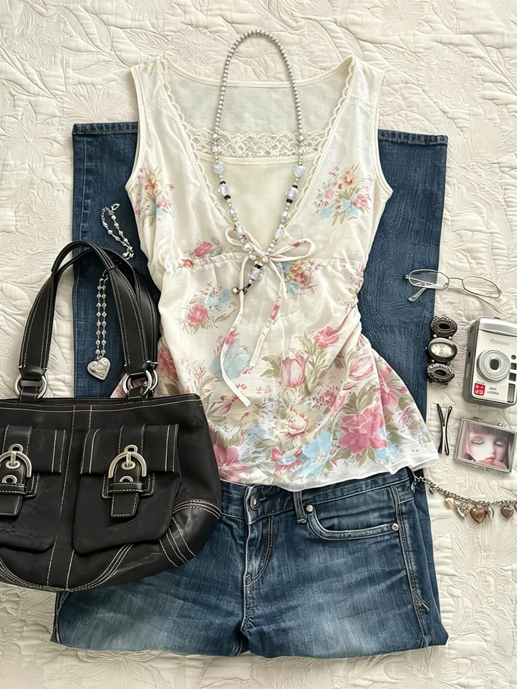 

Slimming Printed Sleeveless Top Women's Summer Fashion Small Style White Color Vest Demonstrate Youthful Charm