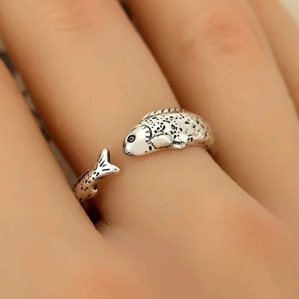 Elegant Simple Fish Shaped Ring Alloy Gold Vintage Adjustable Ring Distressed Silver Retro Open Ring Jewelry