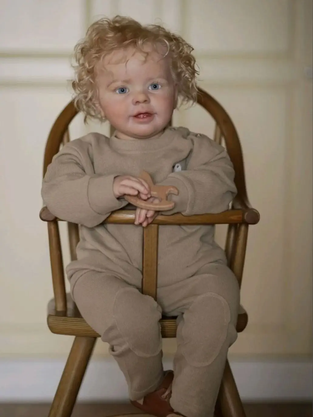 

DLS Индивидуальная ограниченная поставка Katie Marie 28-дюймовая готовая окрашенная кукла