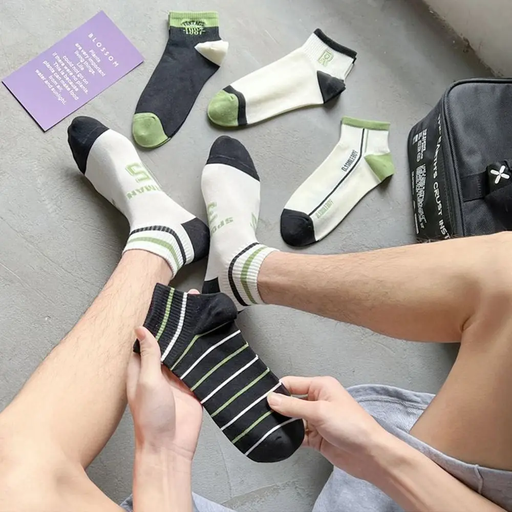 New Trend Breathable Spring And Summer Essentials Absorb Sweat Breathable Men's Socks Embroidery Letter Ankle Socks Short Socks