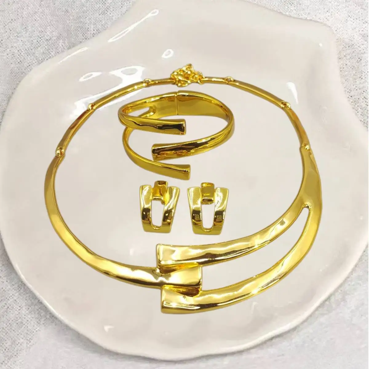 2026 Spain Classic Premium Gold Silver Geometric Line Set Jewelry Three Piece Set No Gender Gift