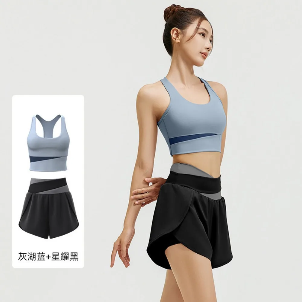 New spring and summer color matching anti-light fake two-piece fitness shorts set, nude yoga suit set
