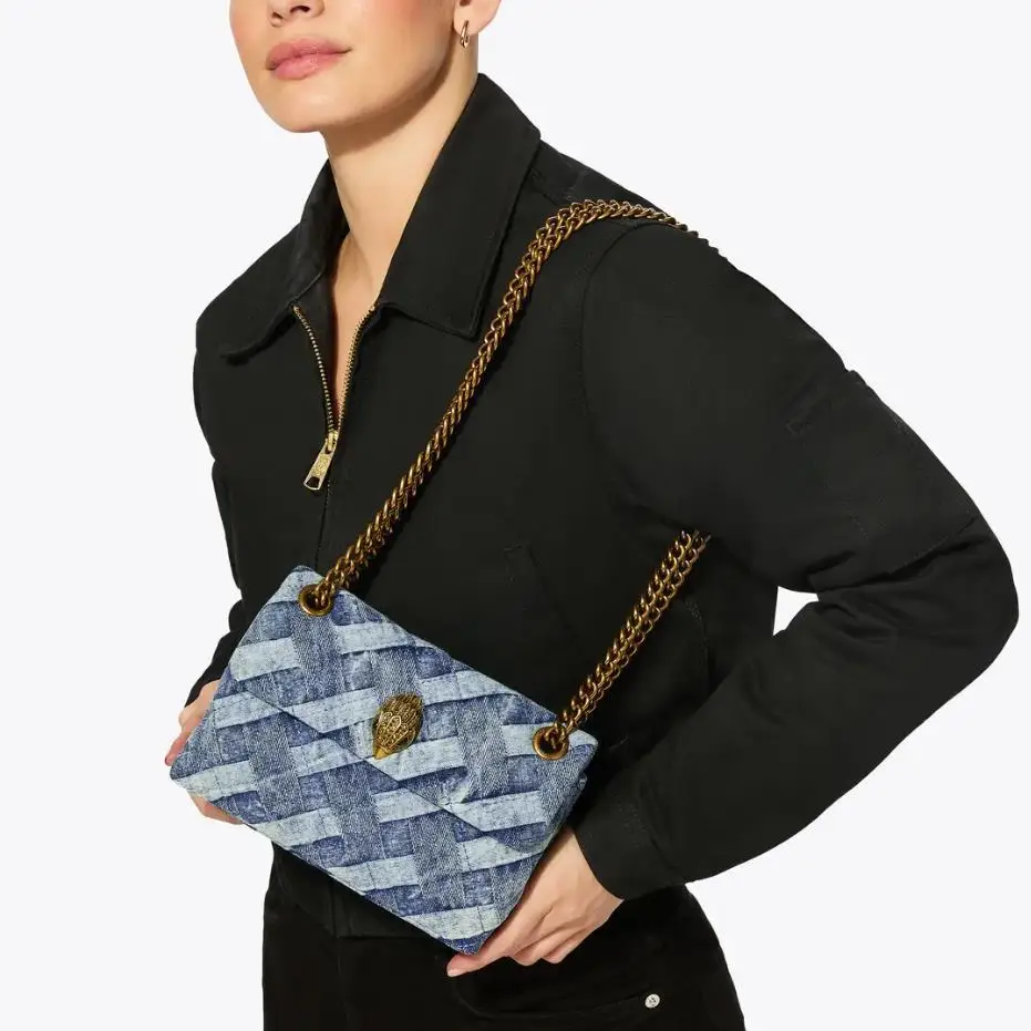 

Chain Shoulder & Clutch Bag, Detachable Strap for Crossbody, Polished Hardware, Day-to-Evening Versatile, Everyday Essential