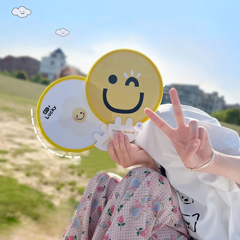 

2 In 1 Cute Reflector Folding Fan Reusable Selfie Reflecting Fabric Fan For Outdoor Traveling