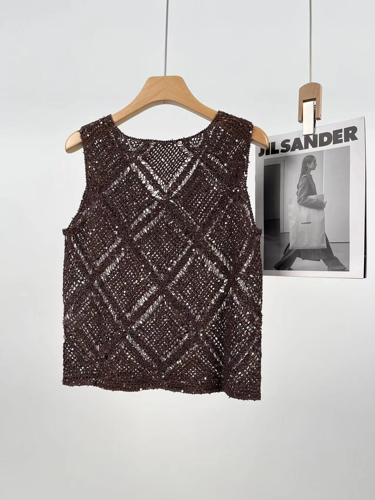 

Вязаный жилет V-Ne с вырезами и пайетками, свободный женский топ в стиле ретро, лето 2022, топ премиум-класса, женская мода