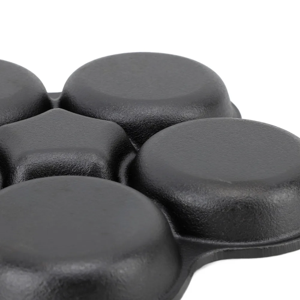 

Cast Iron Egg Frying Pan 5-Cup Uncoated Breakfast Skillet Fast Heating Non-Stick Omelet Pan Egg/Steak/Burgers/Pancake