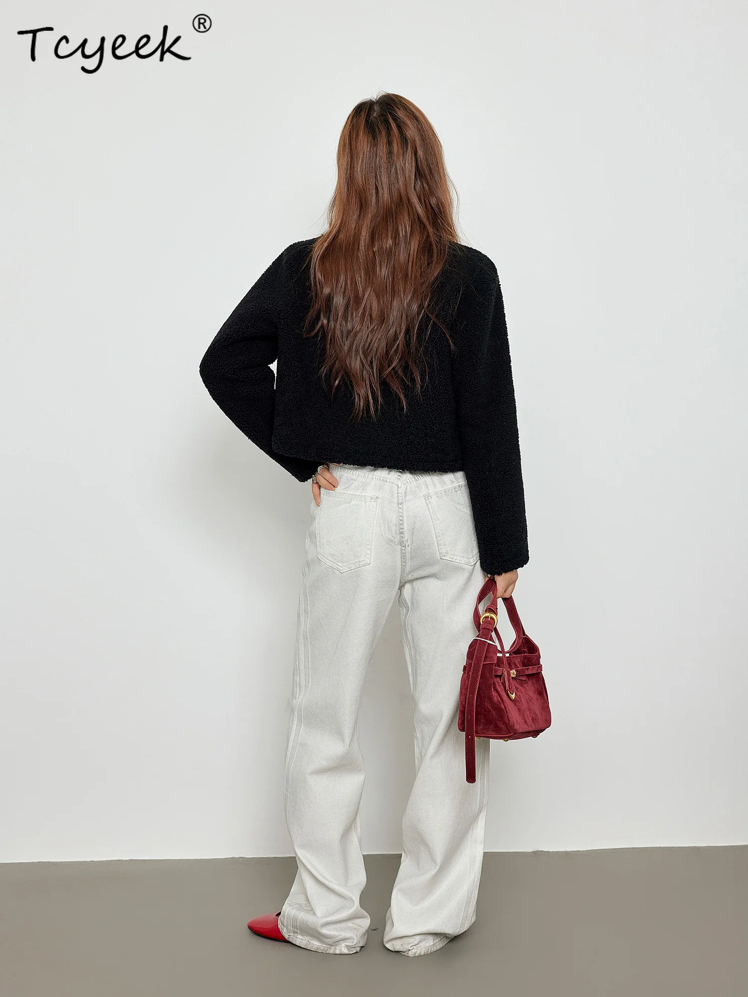 Tcyeek Genuine Wool Autumn Winter High End Fur Integrated Stand Up Collar Black Short Women's Wool Fur Coat Fourrures Femme