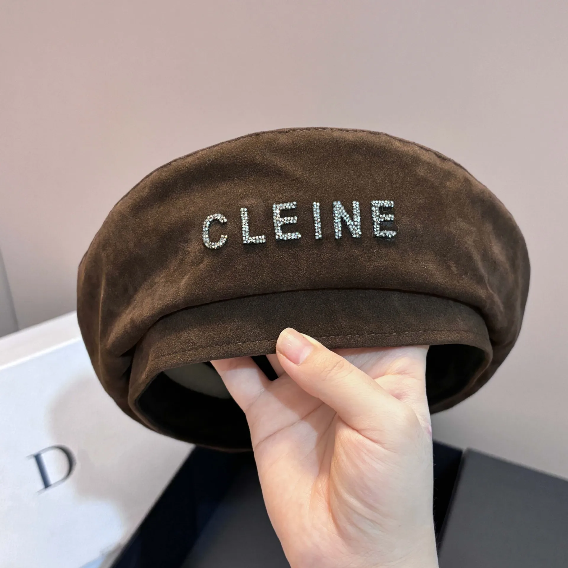 

Velvet beret autumn and winter new age-reducing retro bud hat outdoor versatile face small painter hat berets caps for women