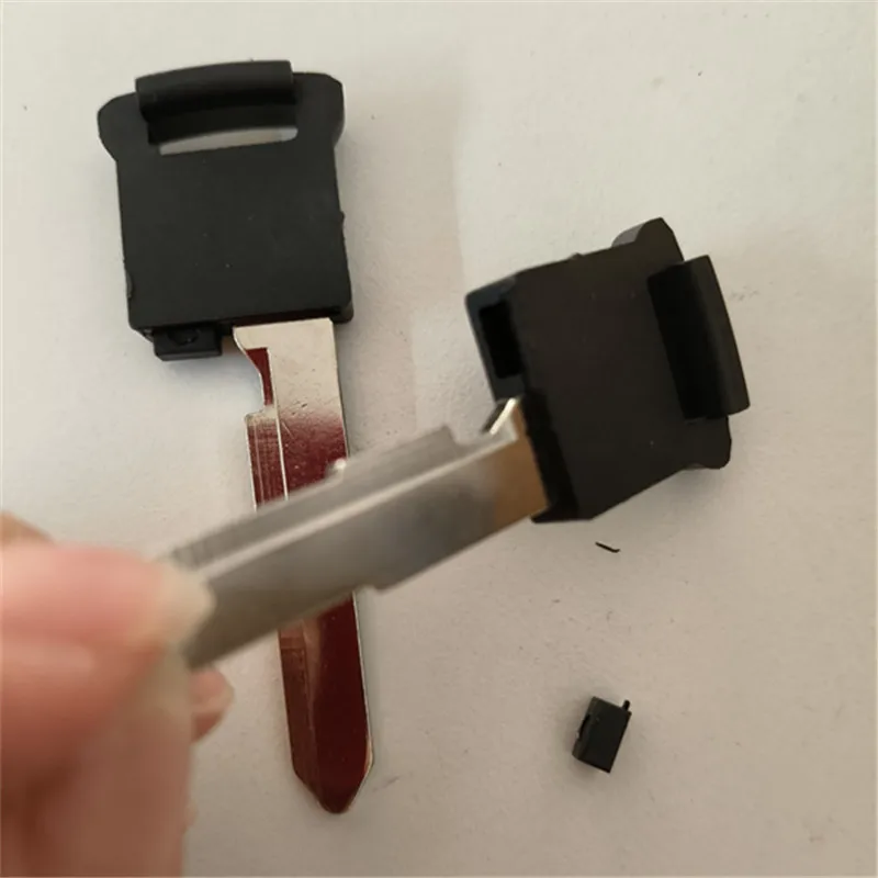 

10 шт., аварийная вставка для дистанционного ключа автомобиля, необрезанное лезвие, заготовка для Suzuki Grand Vitara 2006-2012 SX4 2008-2012