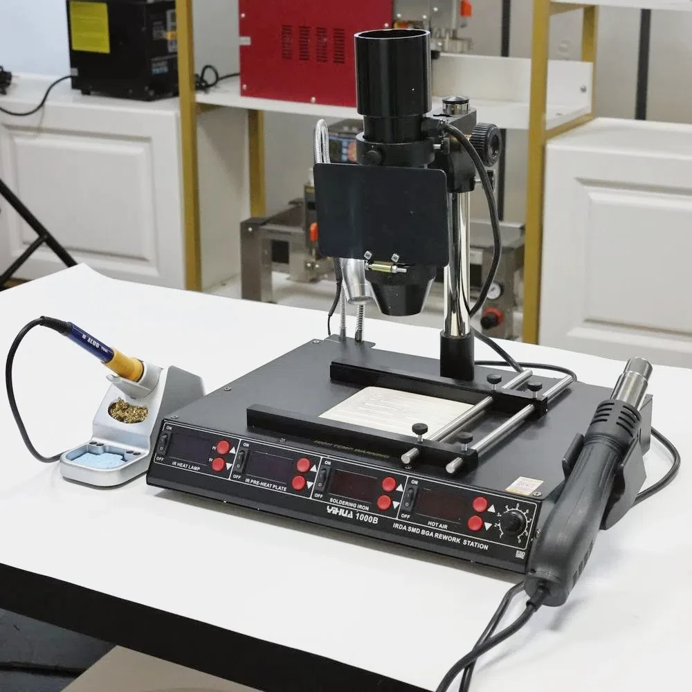 

YIHUA 1000B Infrared BGA Desoldering Table Hot Air Gun Soldering Iron Intelligent BGA Repair Table