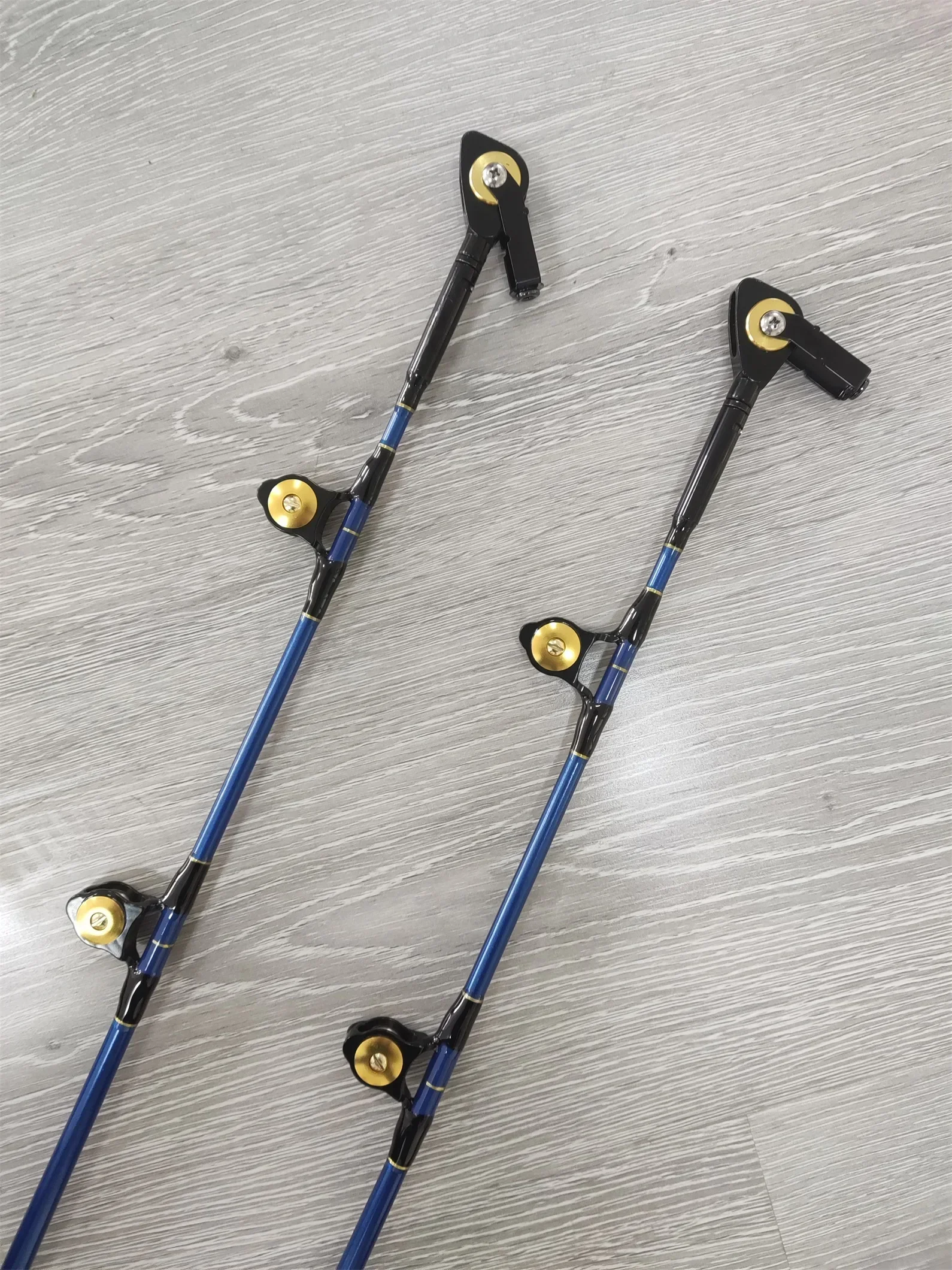 Heavy Duty Swivel Tip Trolling Rods Fiberglass Deep Sea Fishing Rod Bent Butt Saltwater Boat Fishing Rod