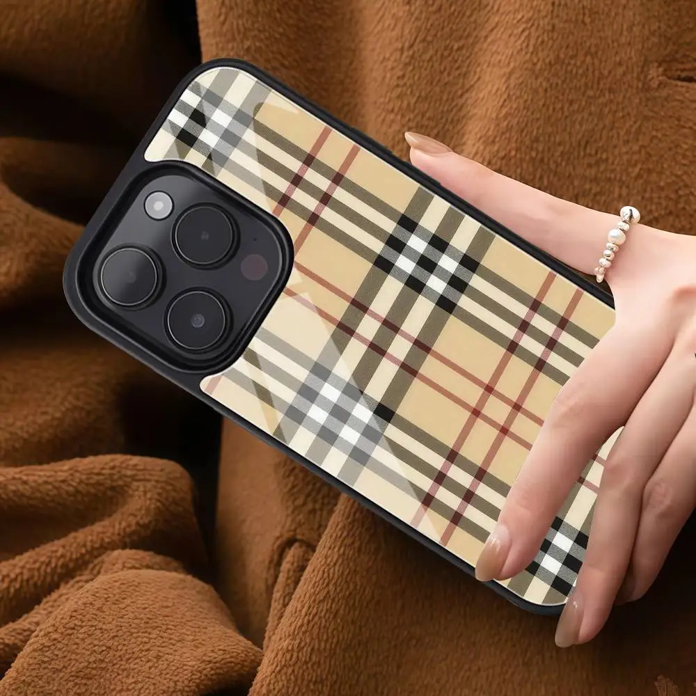 Brown Cloth Pattern Phone Case Fashion Ins Phone Case For IPhone 16 15 14 13 12 11 Pro Max Glossy HD Hard PC Cover Cute Anime - náhled 2