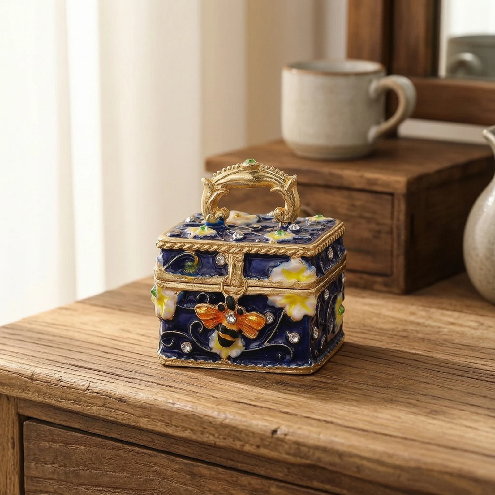 Mini Jewelry Box with Handle Portable Enamel Jewelry Box Gold-Tone Elegant for Women, Vanity, Dressing Table