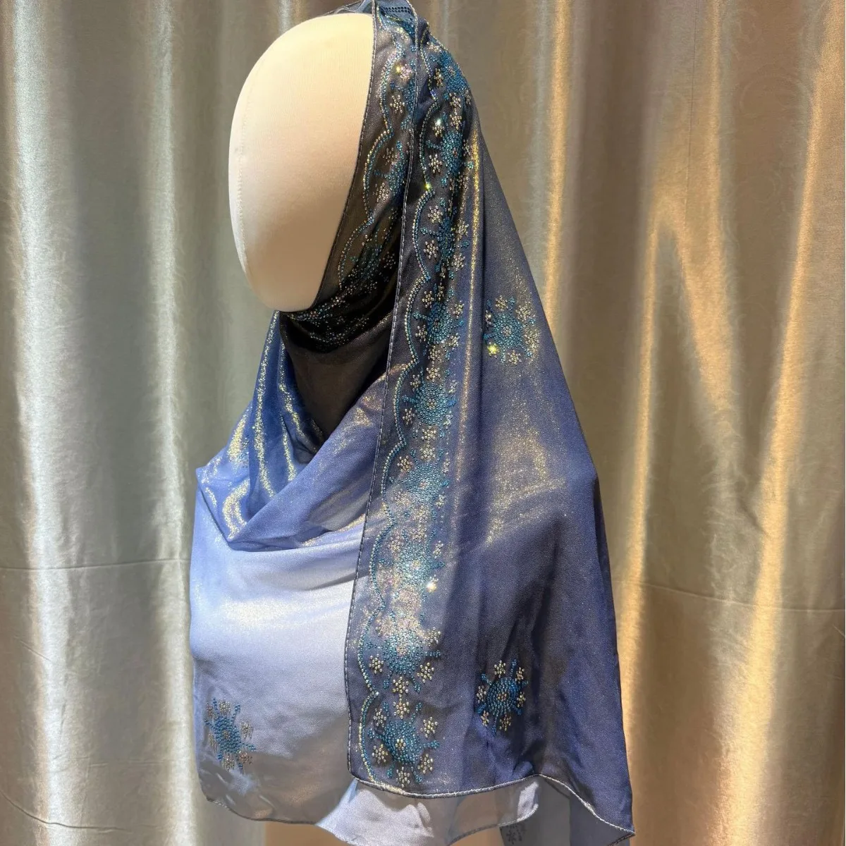 

Retro Ethnic Style Scarf Arab Headscarf Ladies Sunshade Headscarf Rhinestone Handkerchief Summer Autumn Winter Fashion Accessory