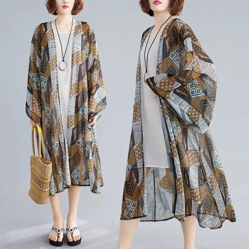 

2025 Spring/Summer Women's Oversized Slimming Printed Beach Cover-Up Long Shirt - Sunscreen Shawl Tunic Top G122