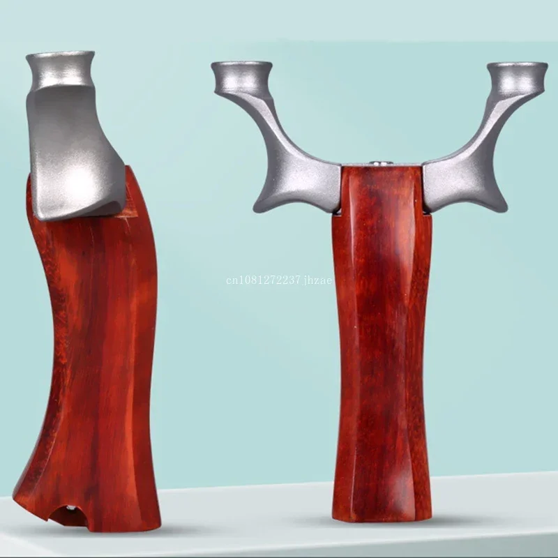 Holz spielzeug mit Gummibändern