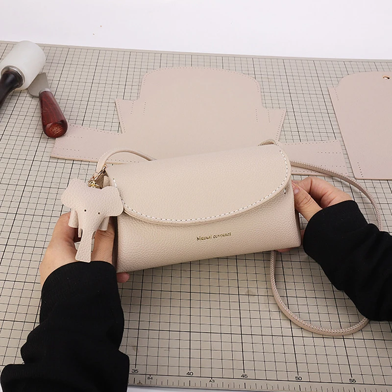 

DIY Retro Wide Straps Crossbody Bags Small Women Designer Luxury PU Leather Lady Shoulder Messenger Bag Small Flap Square Bag
