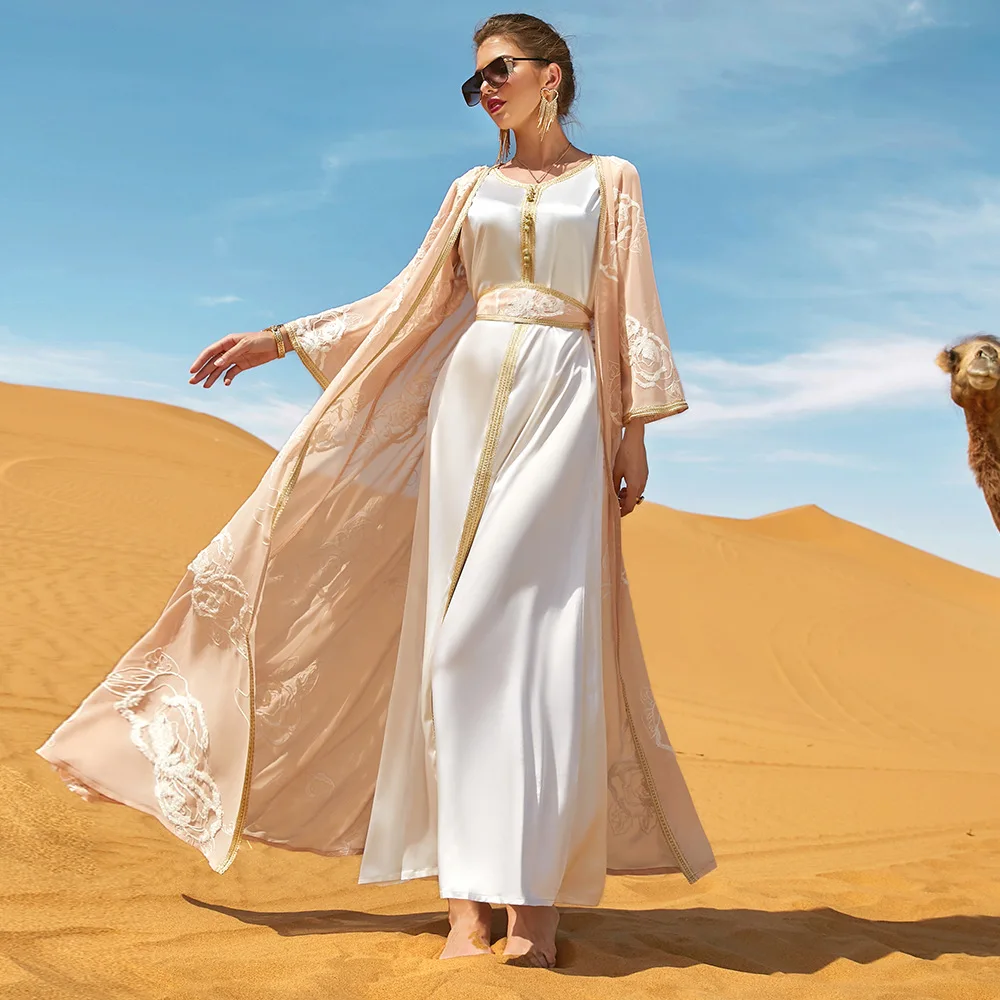 Rose Pattern Embroidery Two Piece Dress Arabian Abaya Suit Middle Eastern Women Clothing Elegant Dubai Dresses Koftan