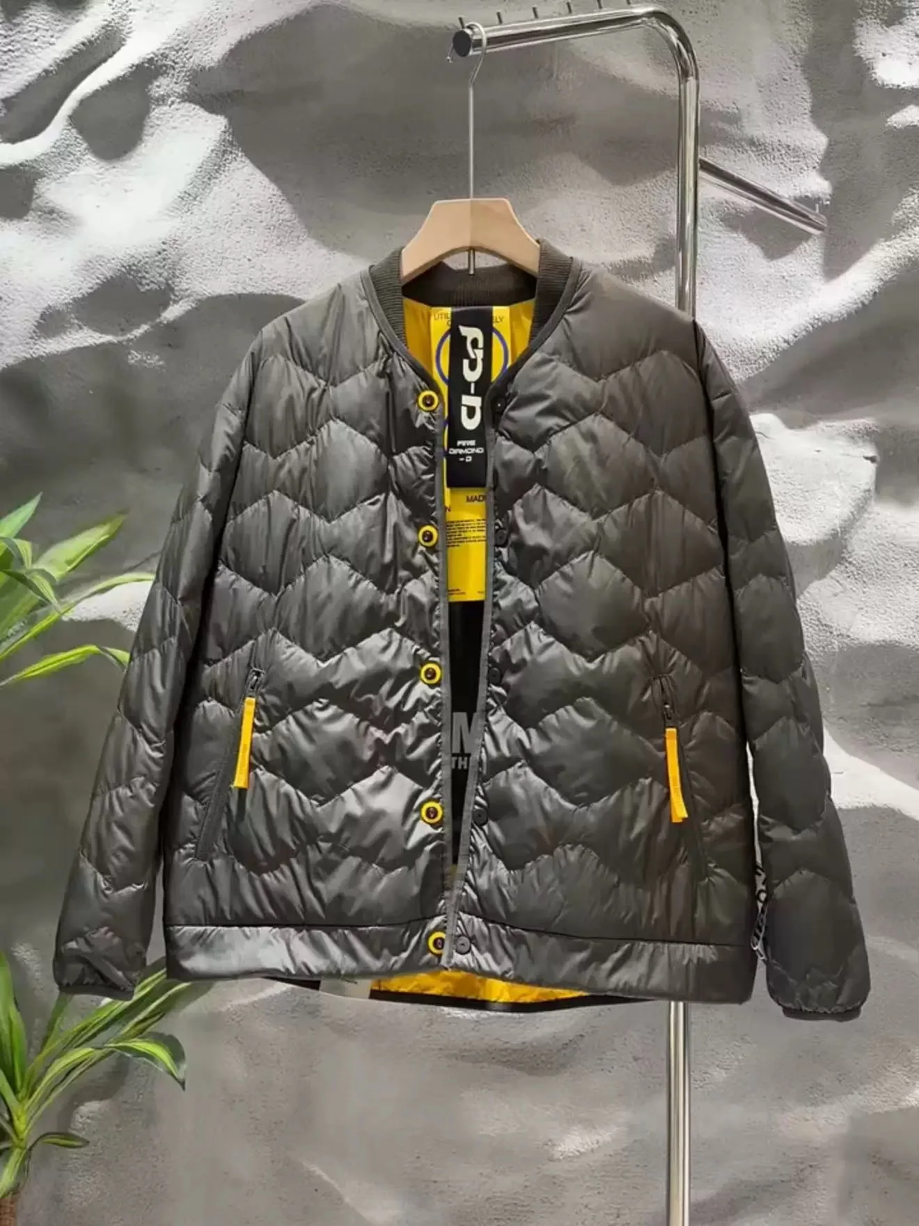 

New Men's Lightweight Japanese Style down Jacket White Duck Feather Warmth Trendy Winter Outerwear Breathable Windproof