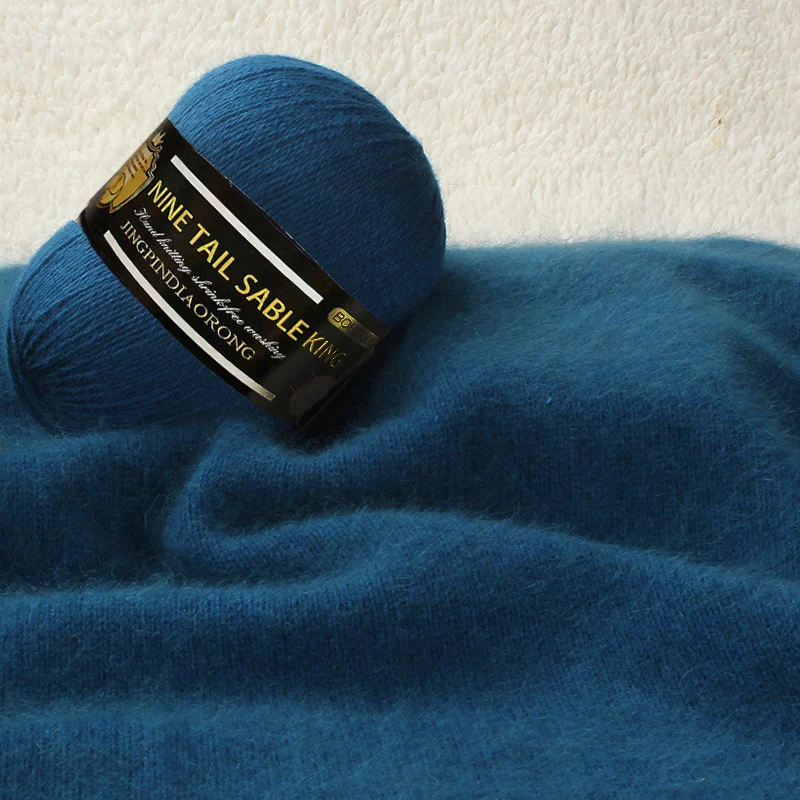 6 Pieces of Cashmere Yarn in a Bag. the Yarn Is Relatively Warm and Skin-Friendly. It Can Be Processed by Hand or Machine. It Is a DIY Knitting Material Suitable for Knitting Wool Sweaters, Scarves, Warm Sweaters, and Hat Yarn Balls