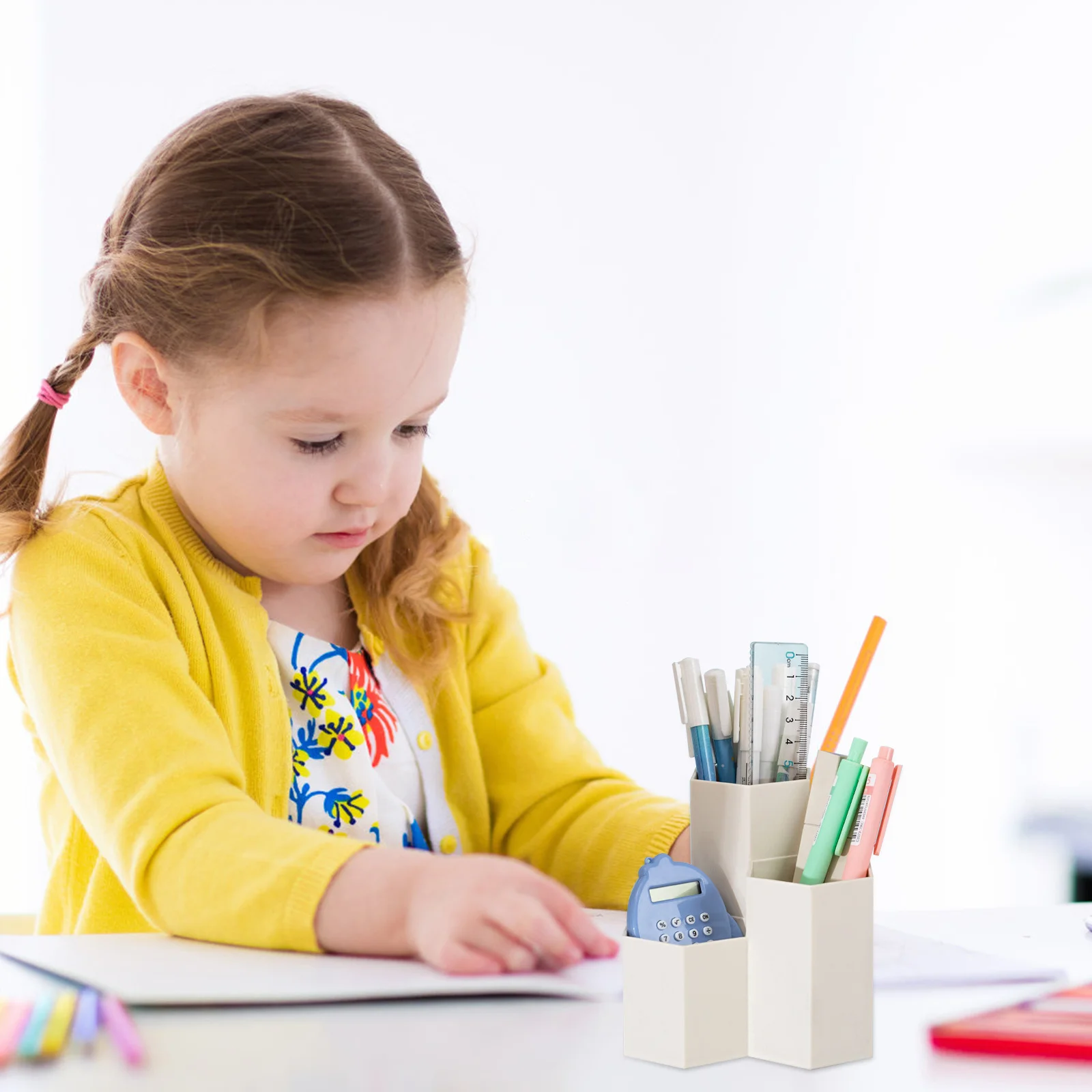 

Desktop Storage Box 12X6.3Cm Cream Hexagonal Pen Holder Plastic Pencil Organizer For Office School Supplies Container