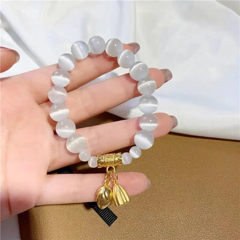 

AU750 18K Gold Lotus Seed Pod Pendant for Women, 3D Hard Gold Lucky Bead, DIY Red Rope Bracelet Accessories Jewelry