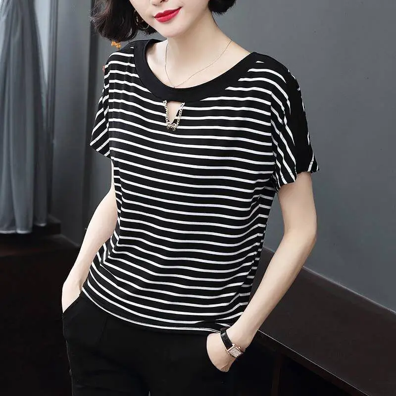 

Summer New Plus Size Striped T Shirts Short Sleeve O-Neck Hollow Out Loose All-match Tops Tees Casual Vintage Women Clothing