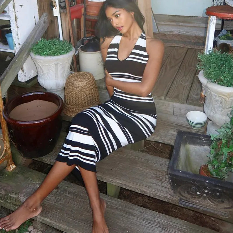 

2024 Summer Sexy Backless Stripe Patchwork Vacation Long Dress Women V Neck Halter Lace Up Sleeveless Elegant Casual Street Robe