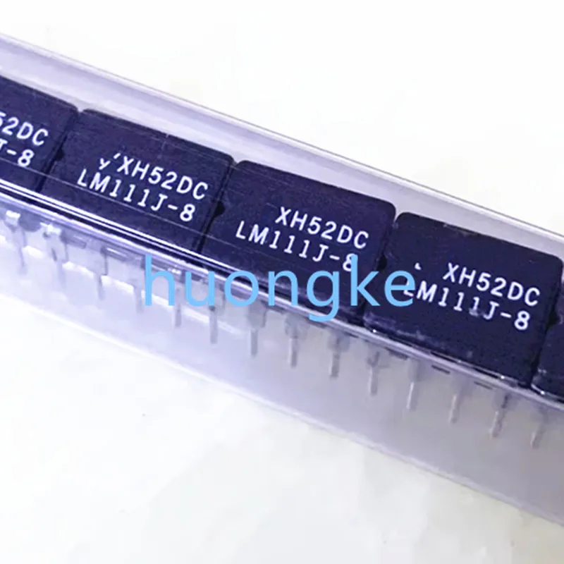 2PCS/LOT  LM111J-8 LM111J LM111 DIP-8  IN  STOCK