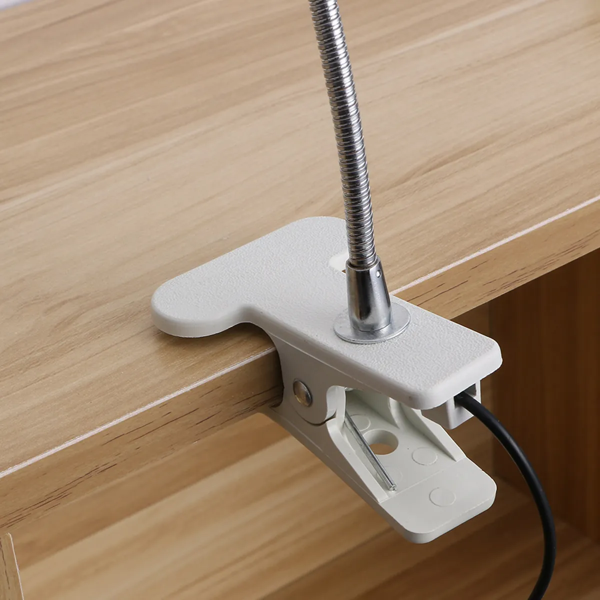usb-目の保護クリップデスクランプ-シルバー-360-度調整可能な-led-読書ランプ-ベッドブックライト-フレキシブルネック-オンオフスイッチ-ウォーム