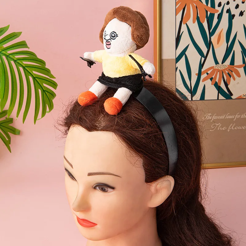 2pcs Korean Popular Doll Bang Bang & Yu Zhi Pendant Magnetic Kiss