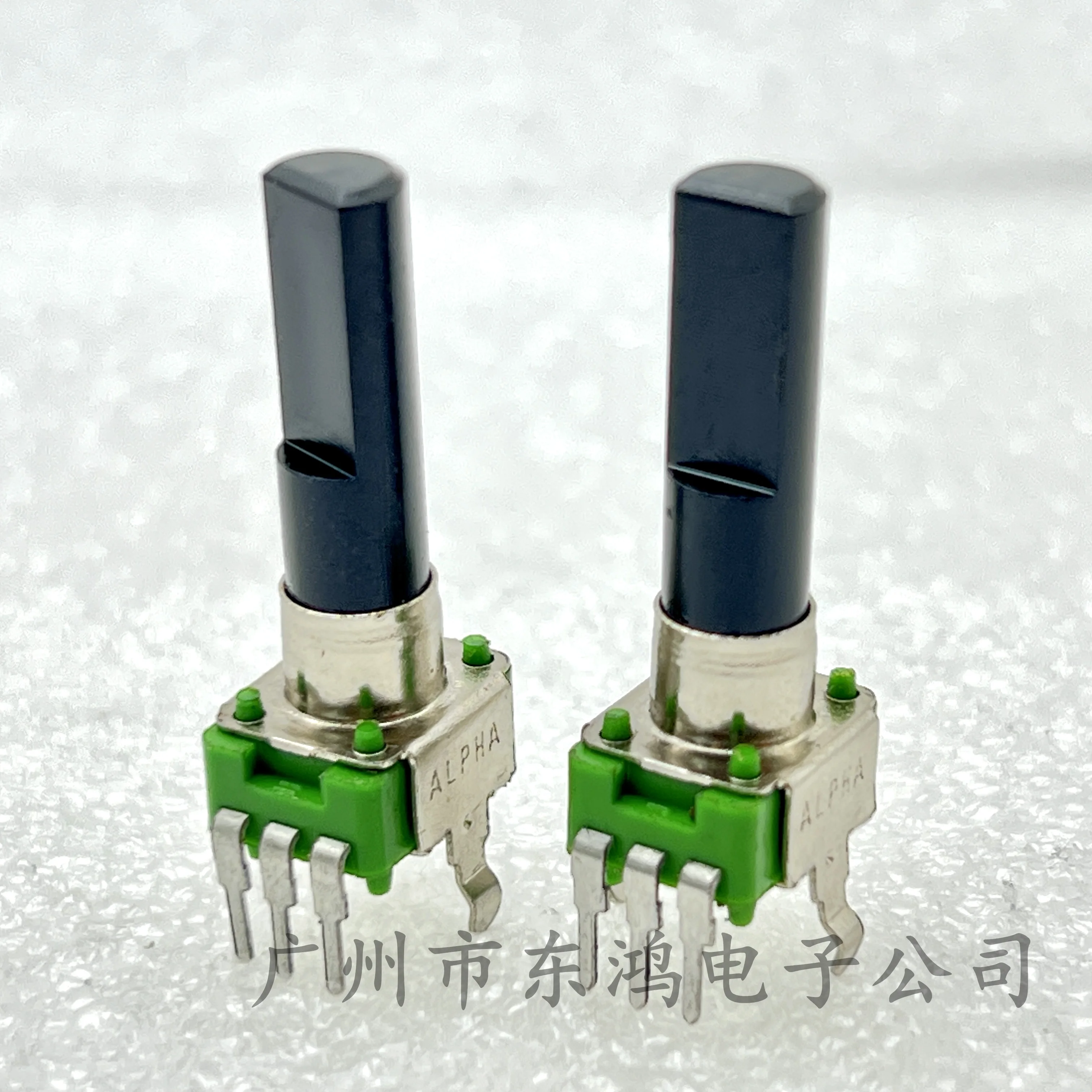 1PCS Taiwan ALPHA 09 type Potentiometer single connected vertical 3-pin with midpoint B50K/A10K shaft length 23MM