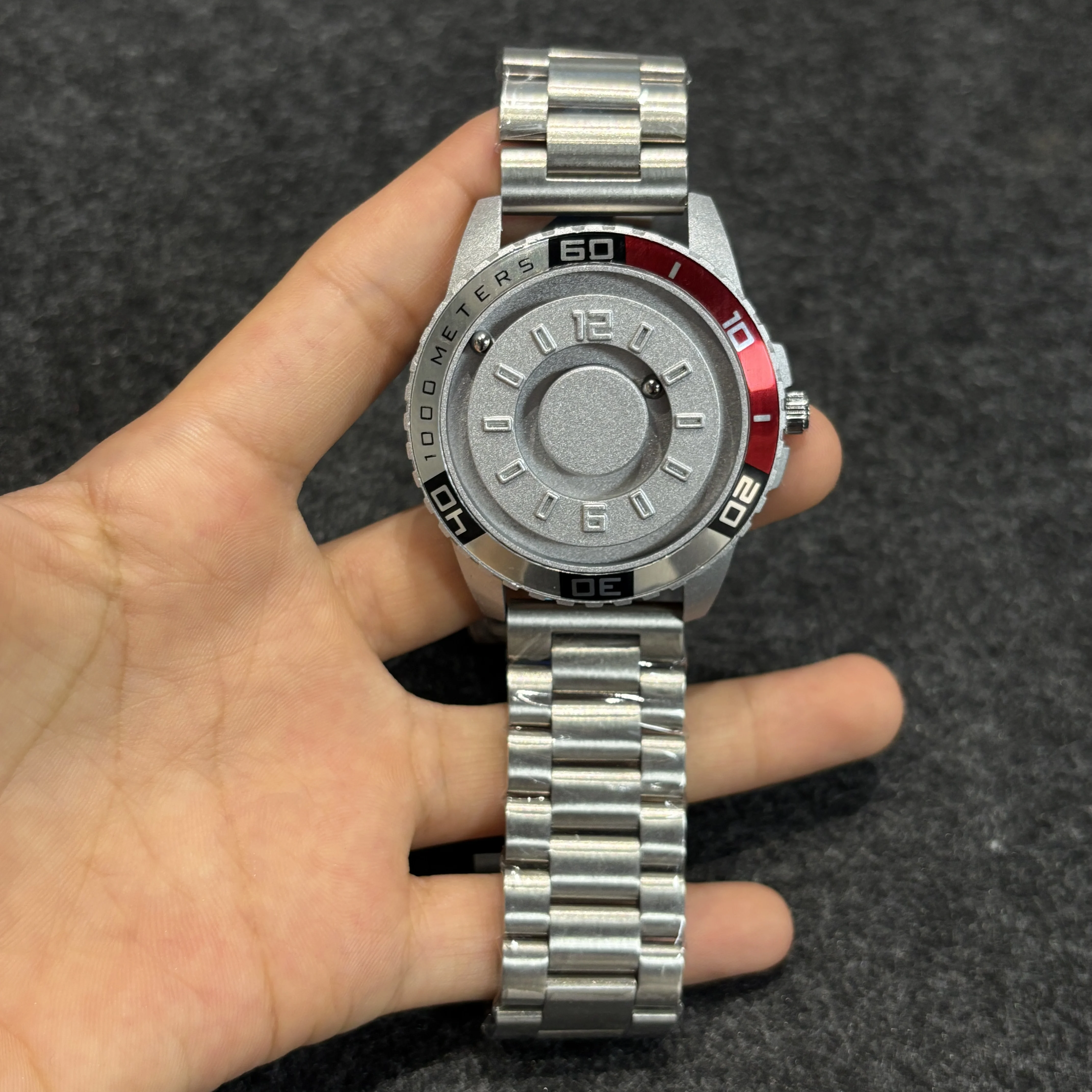 FashionNew Design Magnetic Metal Beads Multifunctional Watch Men's Magnet Ball Sports Quartz Watch Creative Dial Man Wrist Watch
