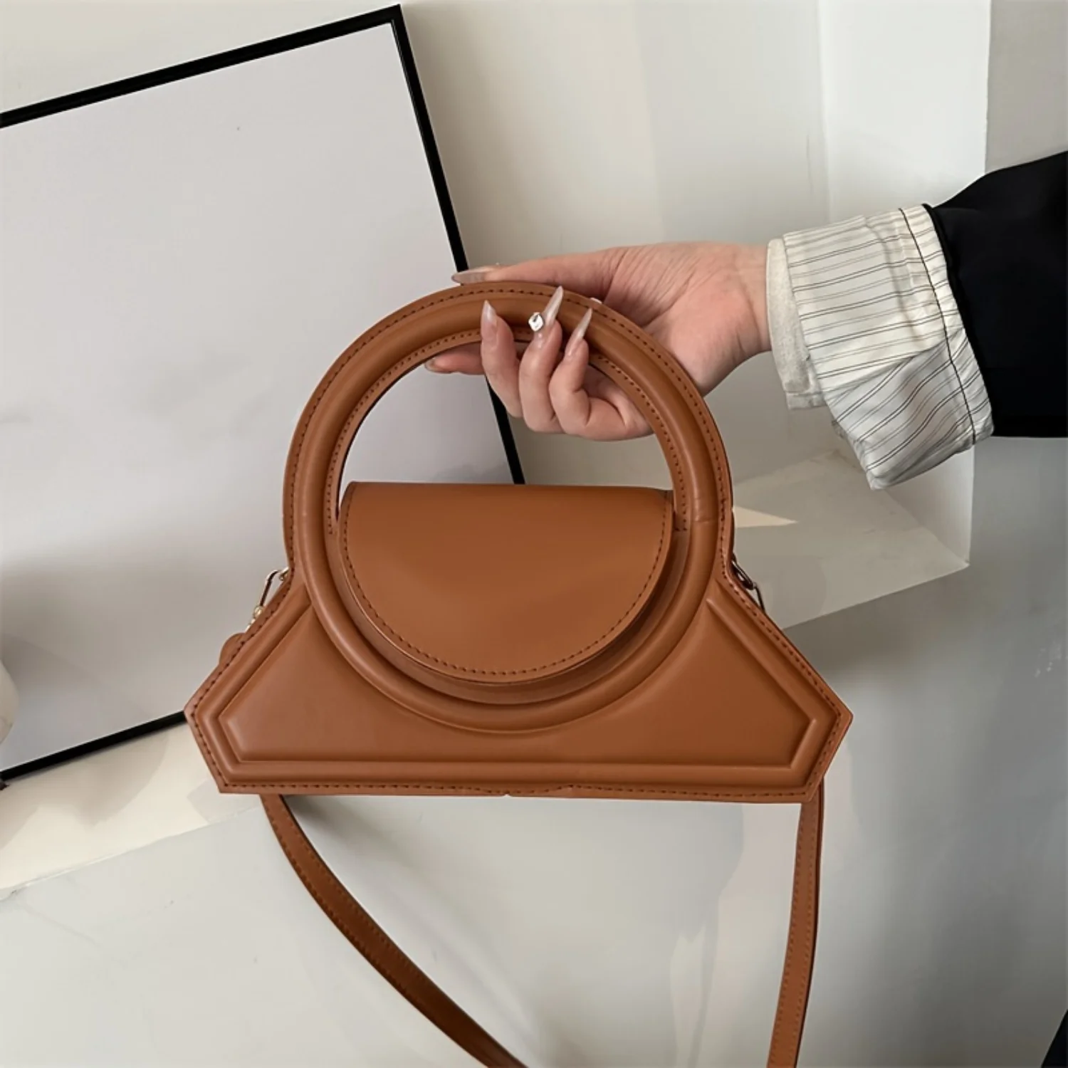 Women's Round Handle Tote Bag: Novelty Design, Fashionable