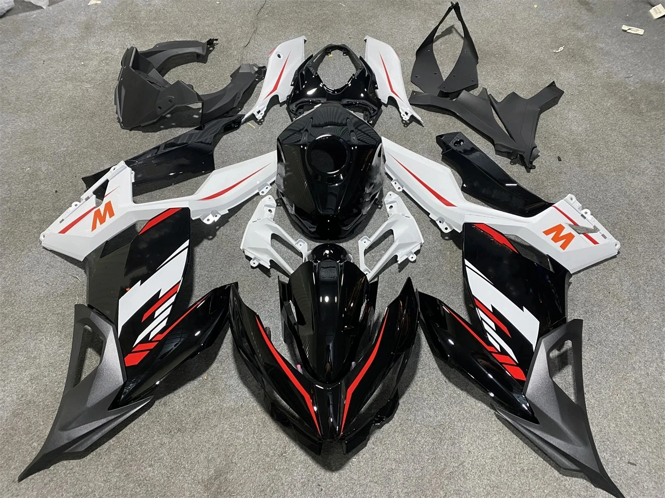 New ABS Injection Plastics Full Fairings Kit for Ninja400 Ninja 400 ZX-4R 2018 2019 2020 Bodywork Fuel tank cover black white