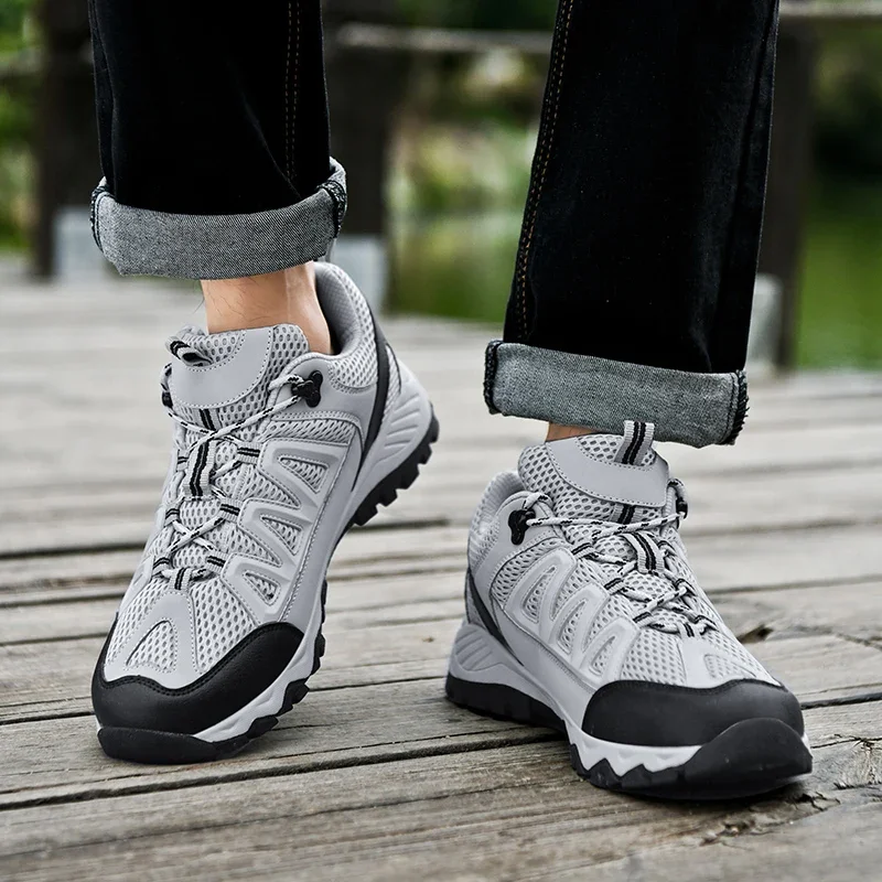 

Outdoor Hiking Shoes Men Comfortable Breathable Flat Low-top Casual Shoes Men Anti-slip Lace-up Casual Sneakers Men
