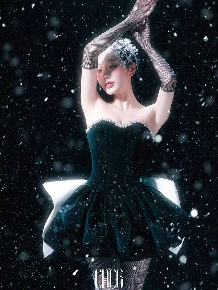 

2026 New Ballet Princess Style Snowscape Photography High-End Artistic Atmosphere Sensation Christmas Theme Stage Costume