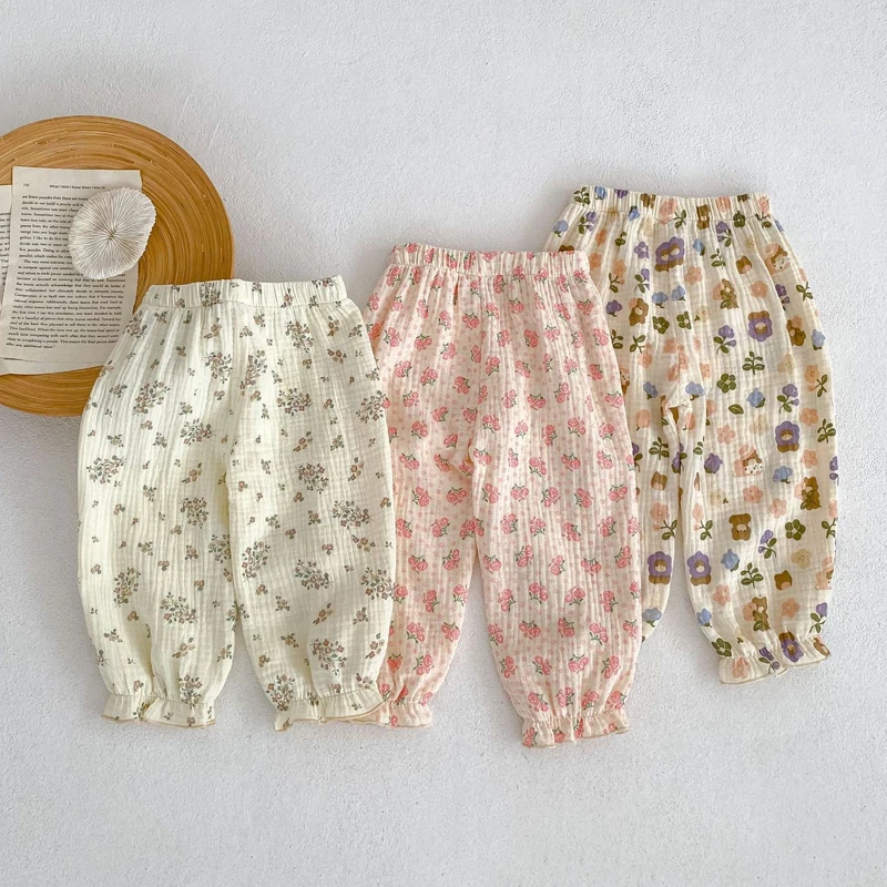 New summer baby clothing, beautiful floral cotton pants for girls aged 0-3, versatile mosquito repellent pants