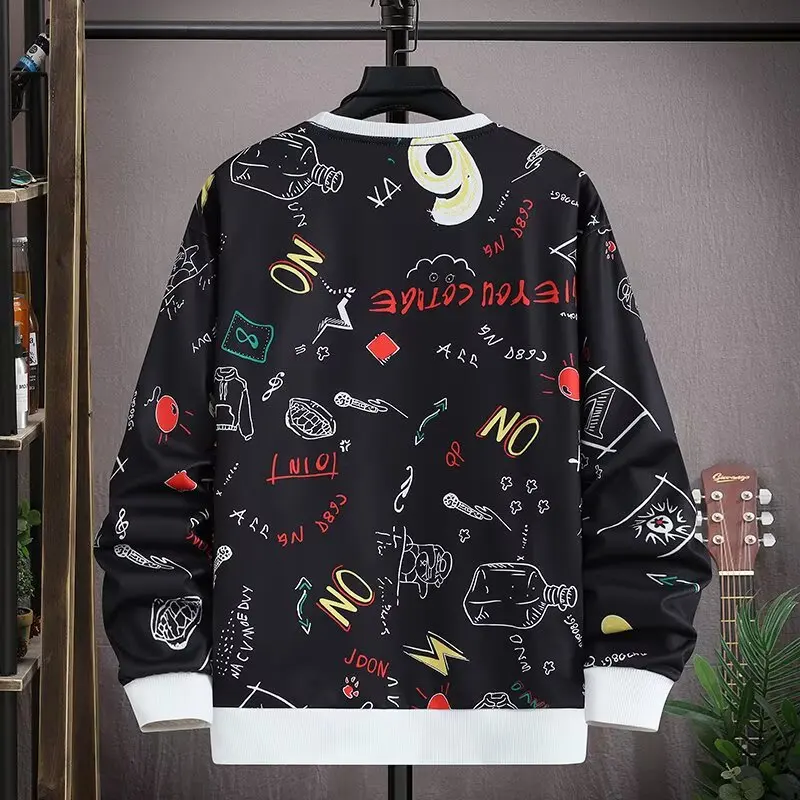 2026 Spring Men's Fashion Sweatshirts Japanese Cartoon Graphic Hoodie Plus Size Loose Long-Sleeved T-shirt Men Clothing New
