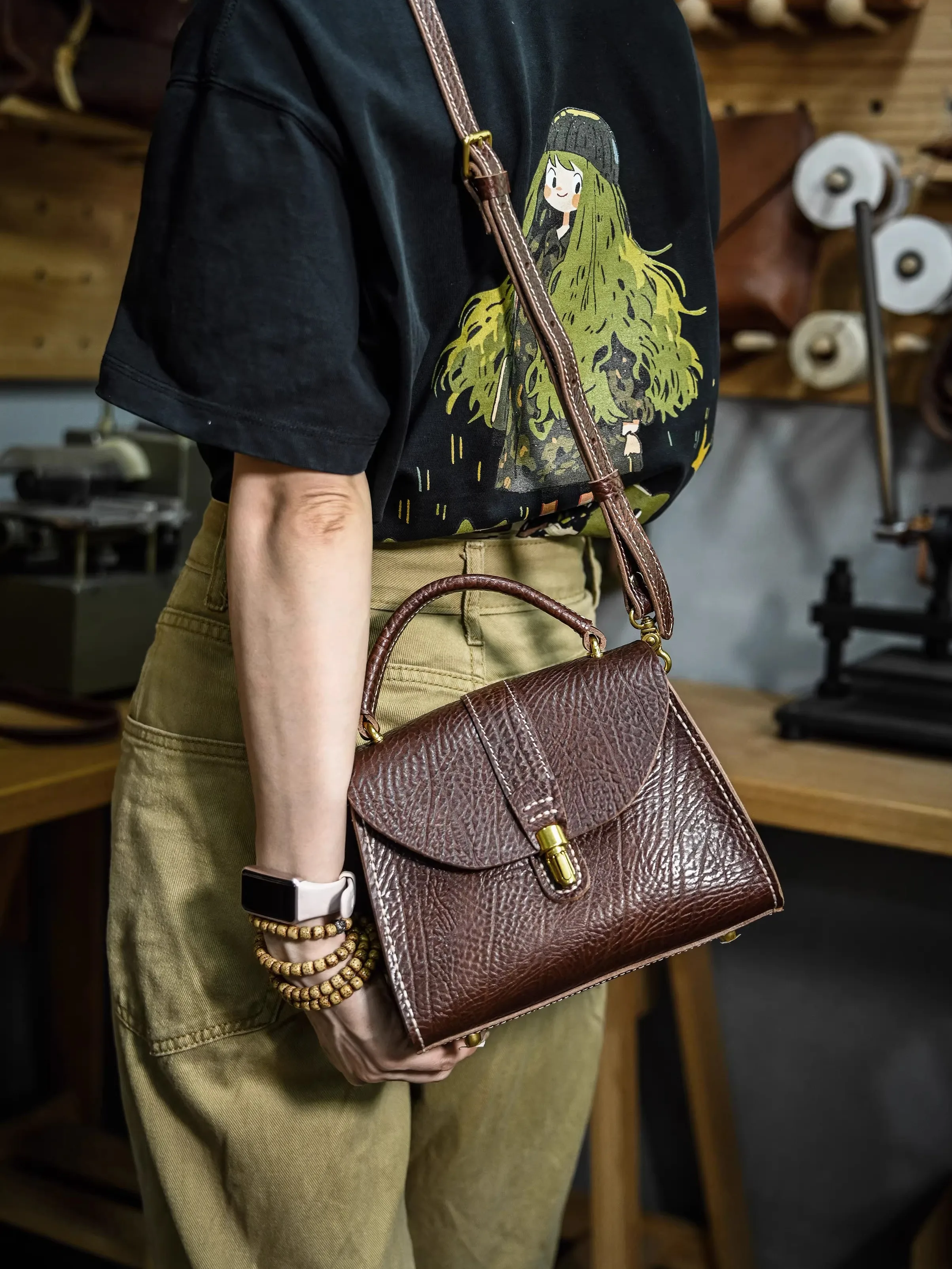 

Organizers designers handmade vintage cow leather ladies handbags luxury weekend party genuine leather women's shoulder bags.