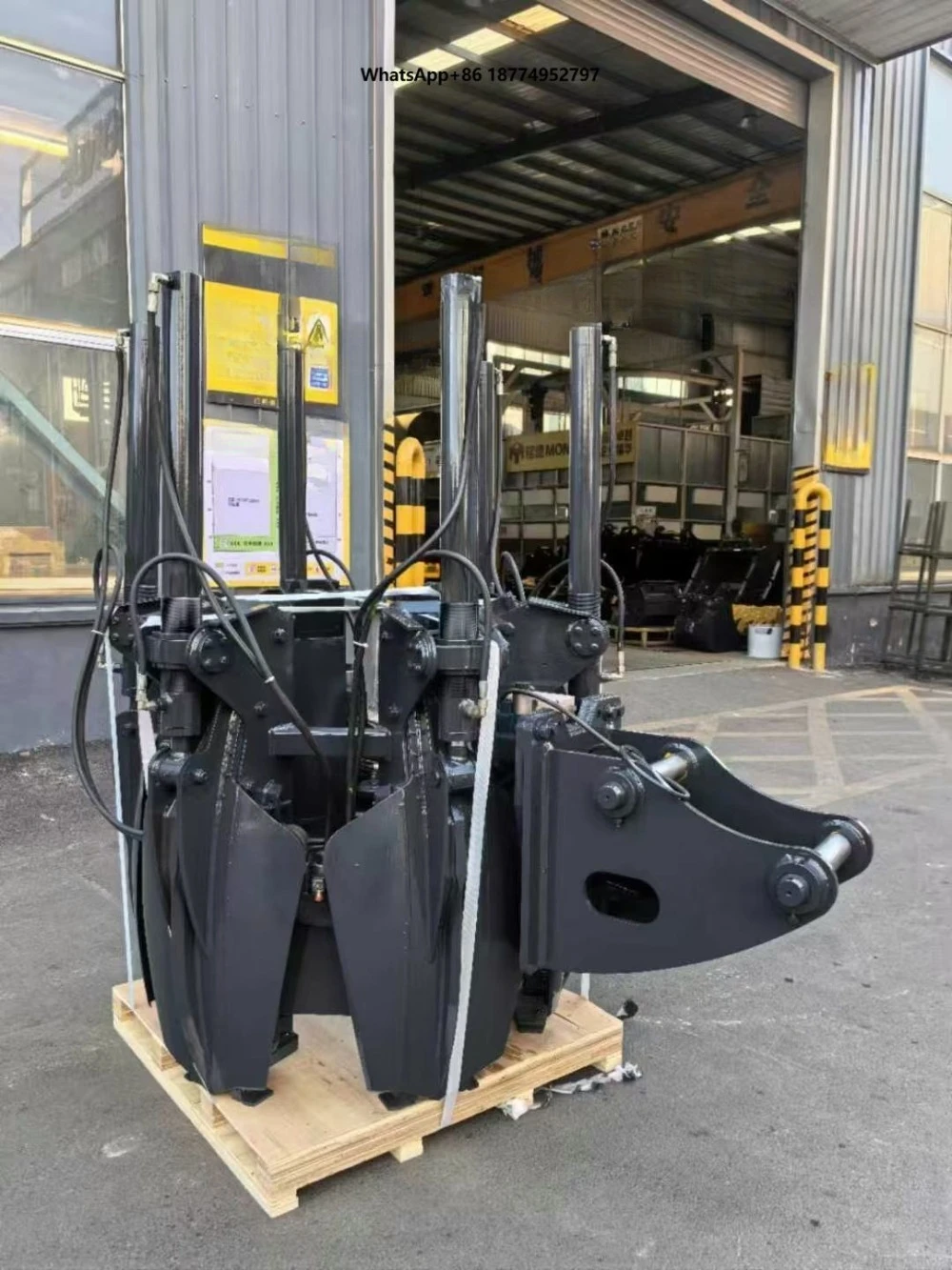 Excavator Mounted Tree Spade for Transplanting Big Trees